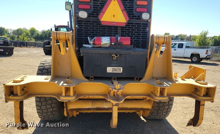 image for item DN3552 2008 John Deere 872D motor grader