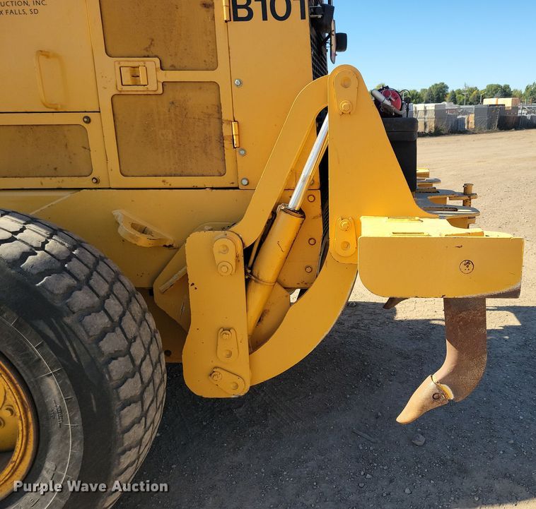 image for item DN3552 2008 John Deere 872D motor grader