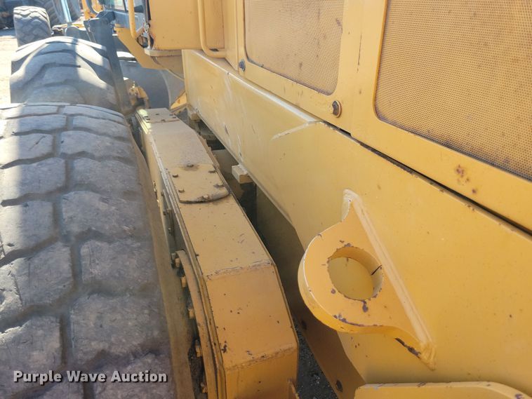 image for item DN3552 2008 John Deere 872D motor grader