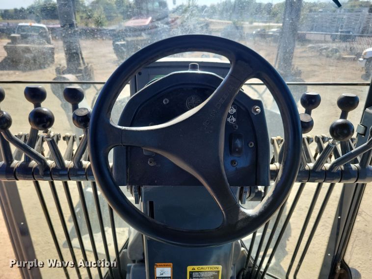 image for item DN3552 2008 John Deere 872D motor grader