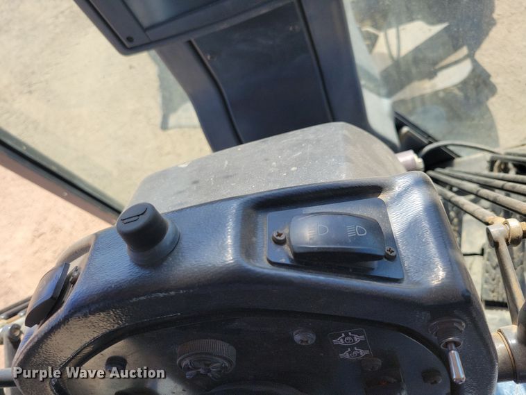 image for item DN3552 2008 John Deere 872D motor grader