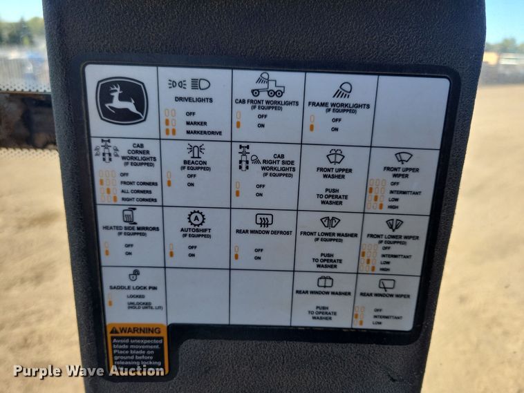 image for item DN3552 2008 John Deere 872D motor grader