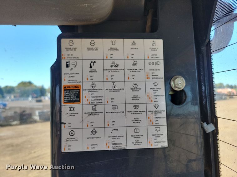 image for item DN3552 2008 John Deere 872D motor grader