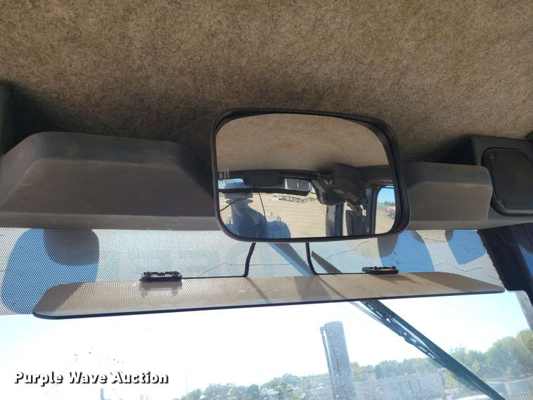 image for item DN3552 2008 John Deere 872D motor grader