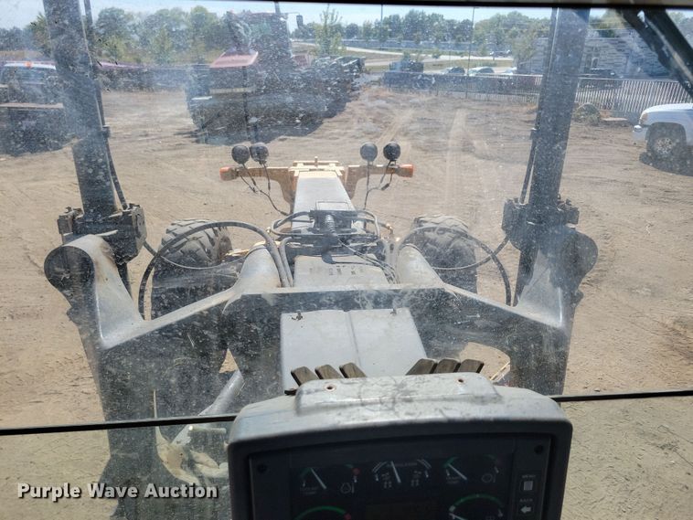 image for item DN3552 2008 John Deere 872D motor grader