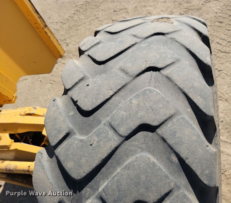 image for item DN3552 2008 John Deere 872D motor grader