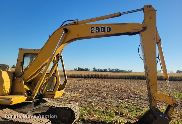 image for item DN3555 John Deere 290D excavator