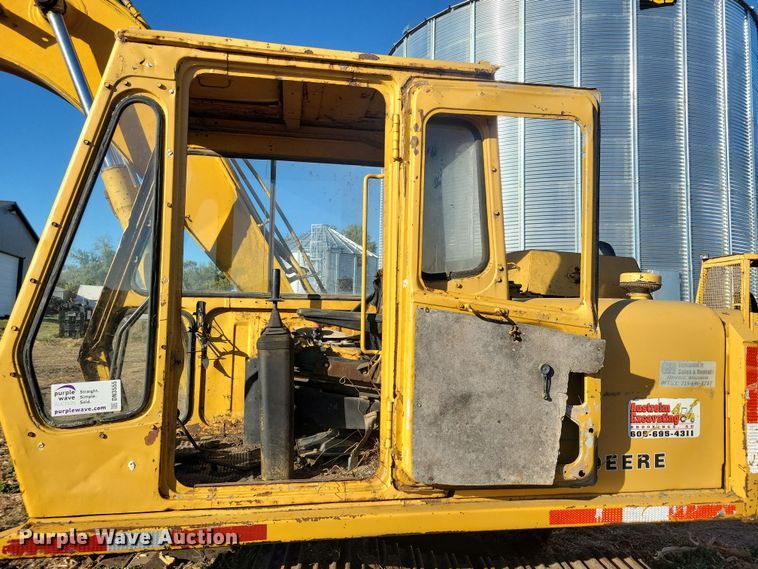 image for item DN3555 John Deere 290D excavator