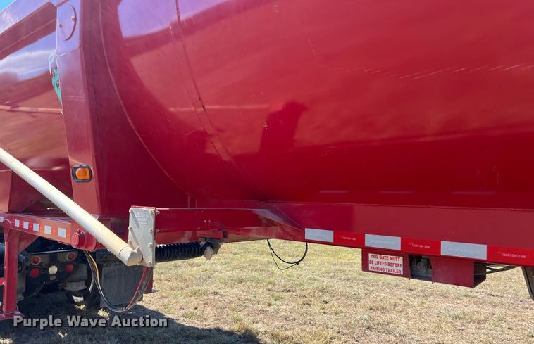 image for item DO2502 2018 Brazos end dump trailer