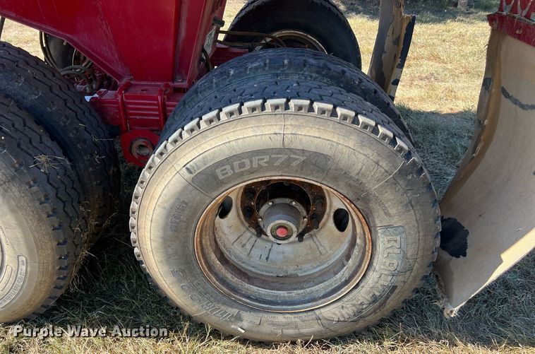 image for item DO2502 2018 Brazos end dump trailer