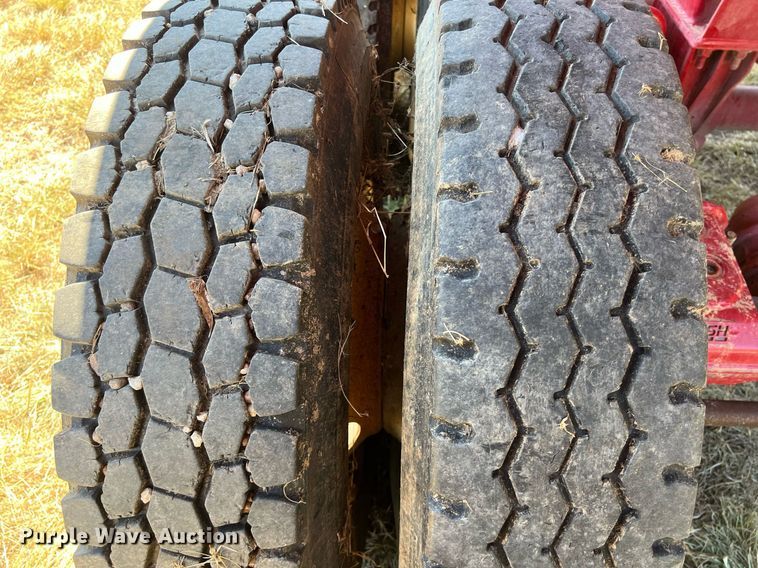 image for item DO2502 2018 Brazos end dump trailer