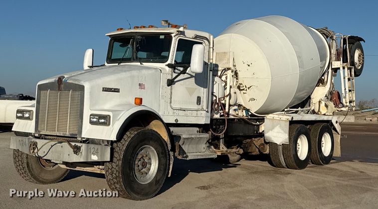 image for item DO2504 2006 Kenworth W900 ready mix truck