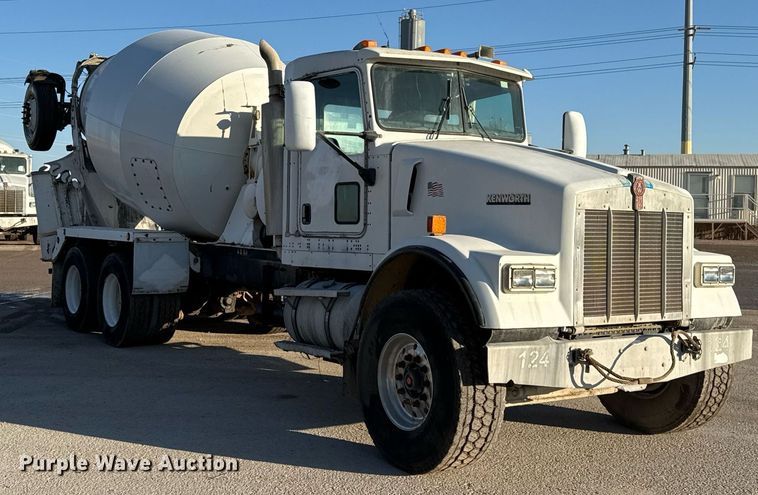 image for item DO2504 2006 Kenworth W900 ready mix truck
