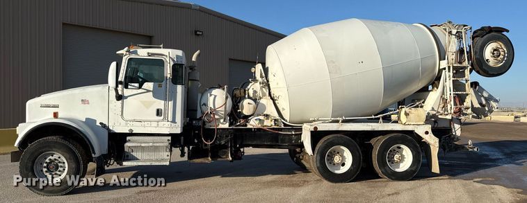 image for item DO2504 2006 Kenworth W900 ready mix truck