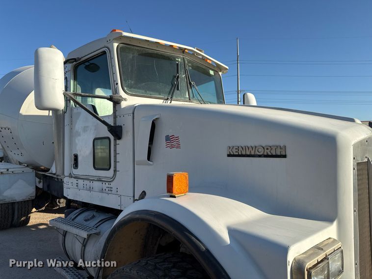 image for item DO2504 2006 Kenworth W900 ready mix truck