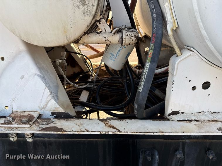 image for item DO2504 2006 Kenworth W900 ready mix truck