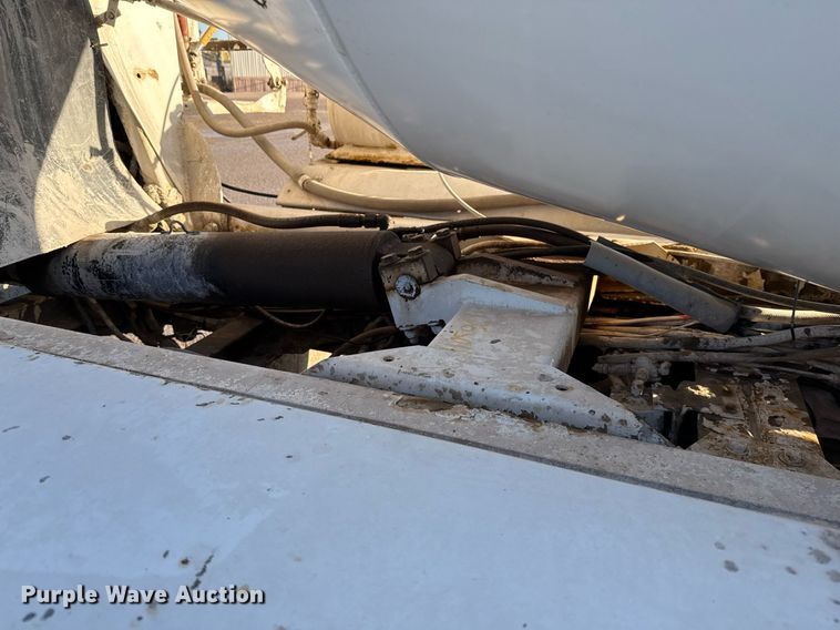 image for item DO2504 2006 Kenworth W900 ready mix truck