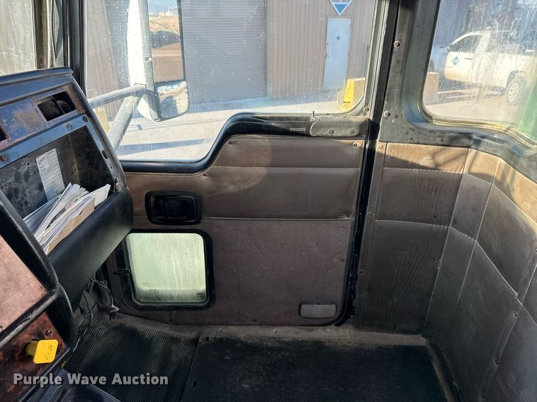 image for item DO2504 2006 Kenworth W900 ready mix truck