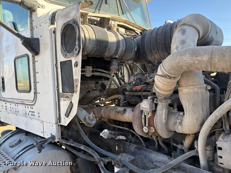 image for item DO2504 2006 Kenworth W900 ready mix truck