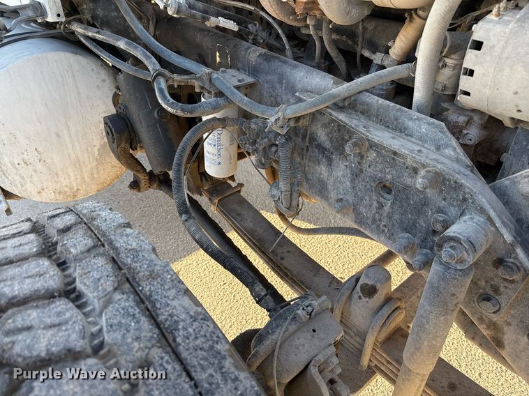 image for item DO2504 2006 Kenworth W900 ready mix truck