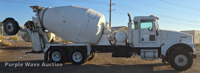 image for item DO2505 2006 Kenworth W900 ready mix truck