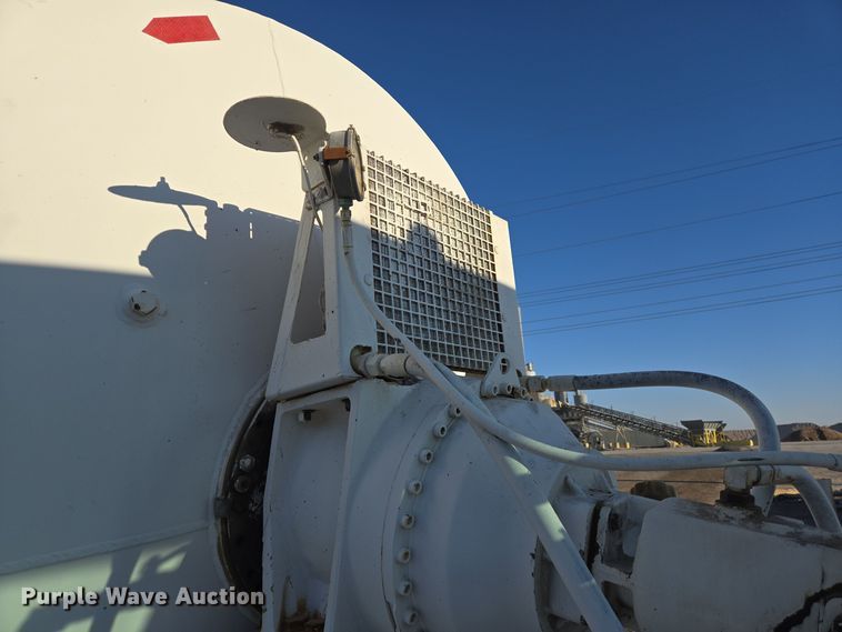 image for item DO2505 2006 Kenworth W900 ready mix truck