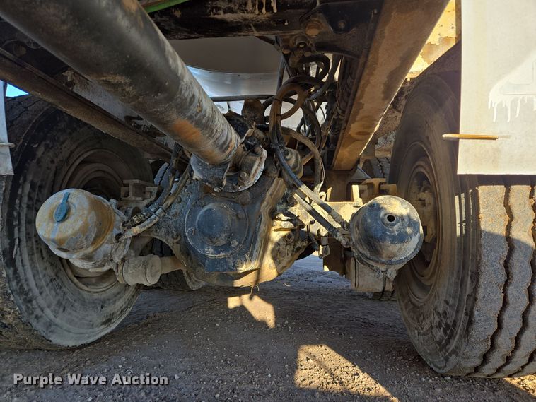 image for item DO2505 2006 Kenworth W900 ready mix truck