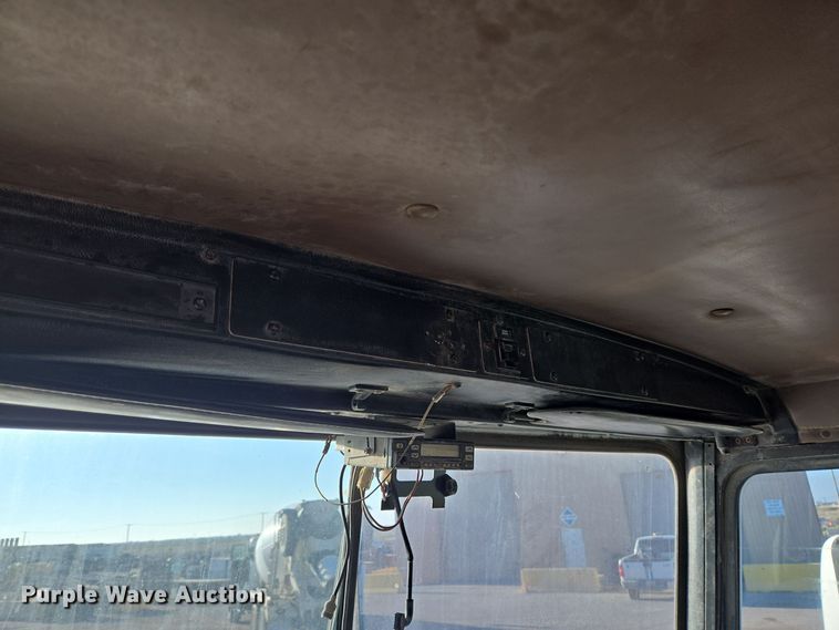 image for item DO2505 2006 Kenworth W900 ready mix truck