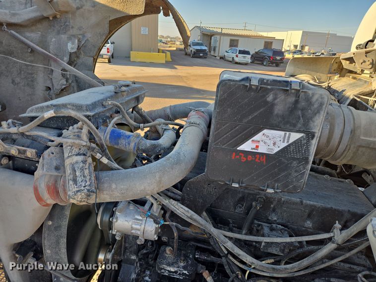 image for item DO2505 2006 Kenworth W900 ready mix truck