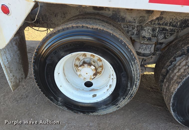 image for item DO2505 2006 Kenworth W900 ready mix truck