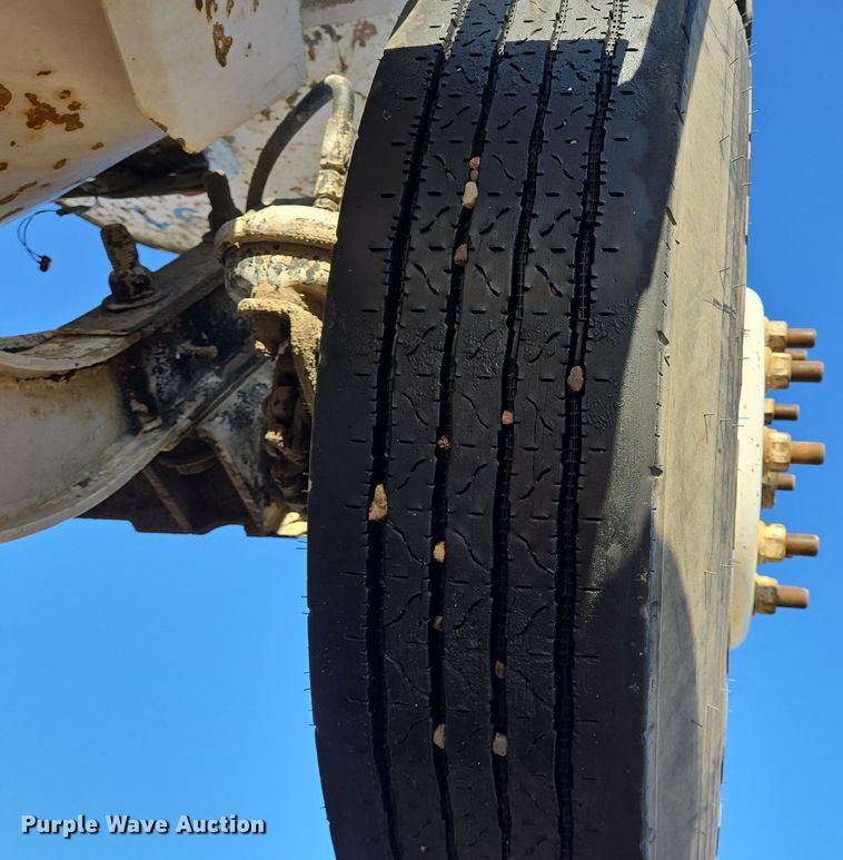 image for item DO2505 2006 Kenworth W900 ready mix truck