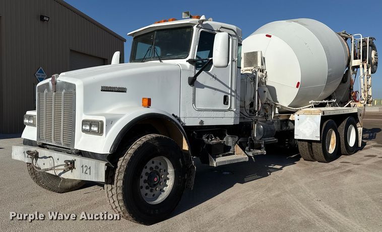 image for item DO2506 2006 Kenworth W900 ready mix truck