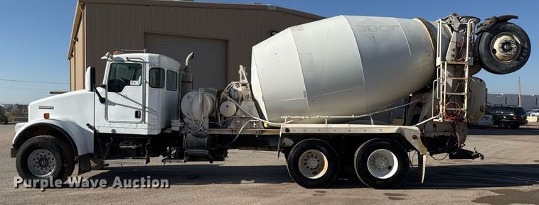 image for item DO2506 2006 Kenworth W900 ready mix truck