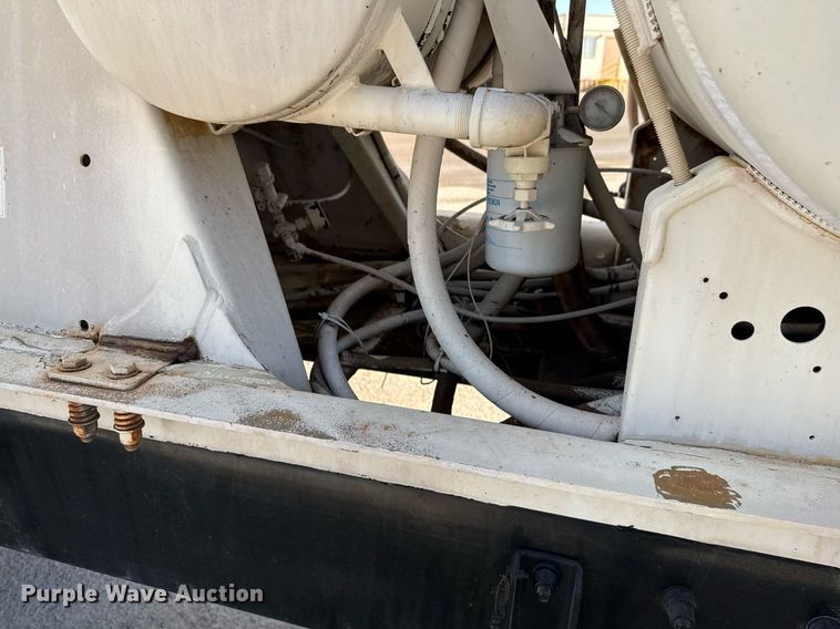 image for item DO2506 2006 Kenworth W900 ready mix truck