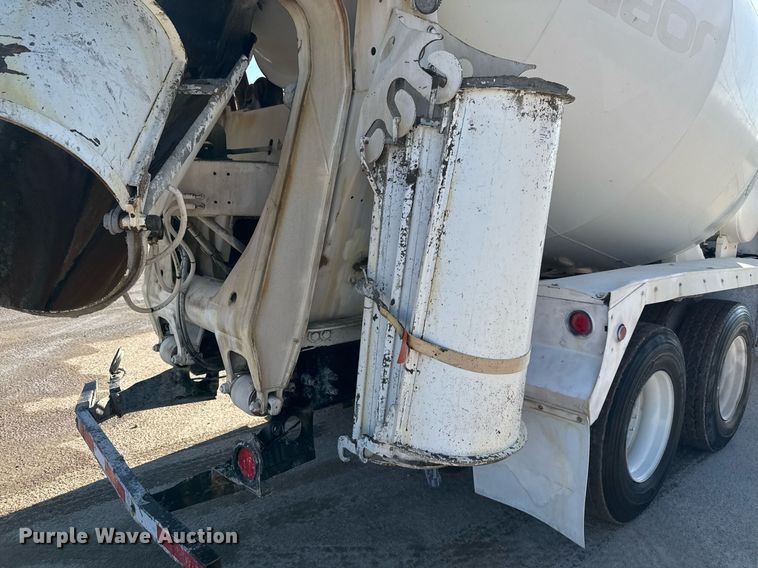 image for item DO2506 2006 Kenworth W900 ready mix truck