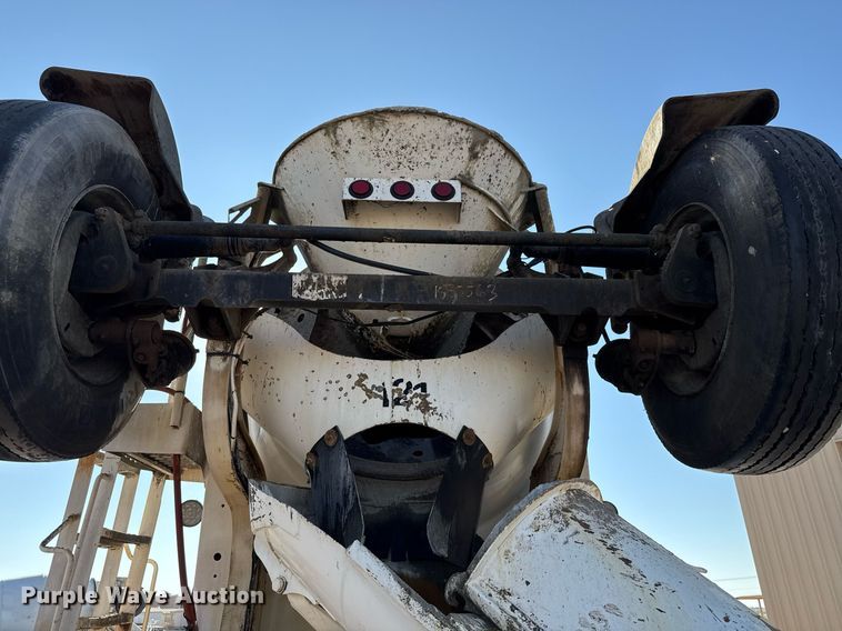 image for item DO2506 2006 Kenworth W900 ready mix truck