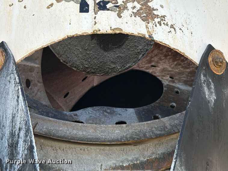 image for item DO2506 2006 Kenworth W900 ready mix truck