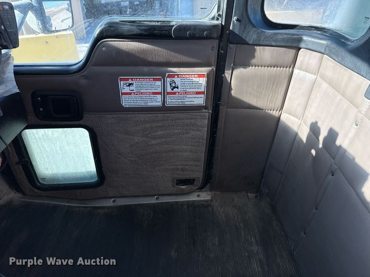 image for item DO2506 2006 Kenworth W900 ready mix truck