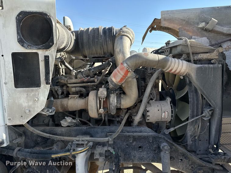 image for item DO2506 2006 Kenworth W900 ready mix truck