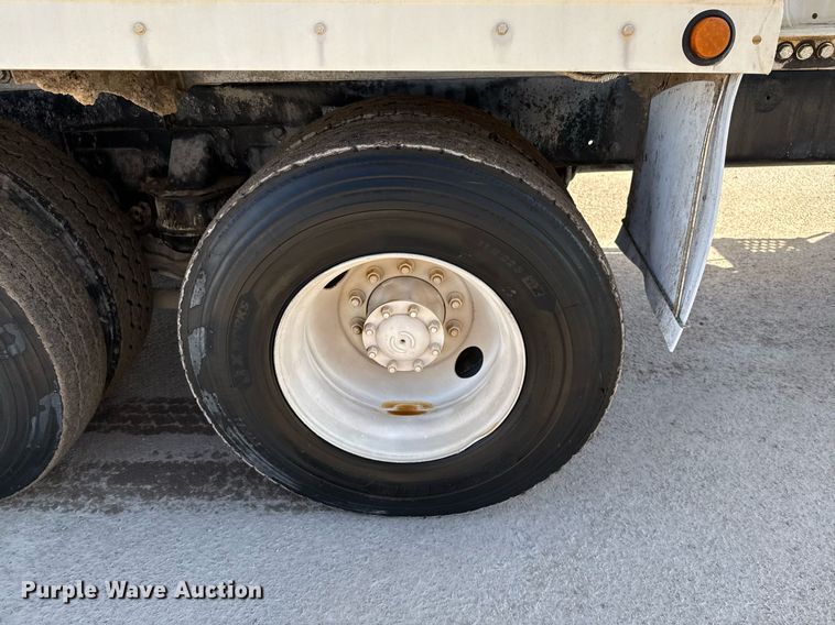 image for item DO2506 2006 Kenworth W900 ready mix truck