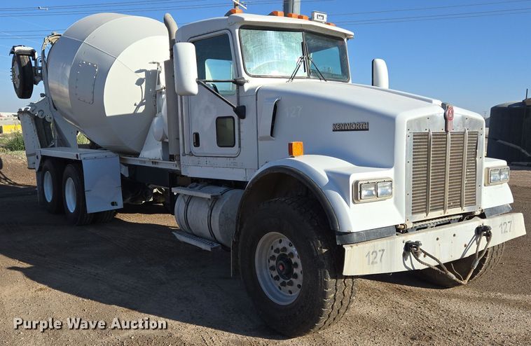 image for item DO2507 2006 Kenworth W900 ready mix truck