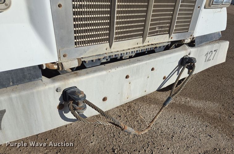 image for item DO2507 2006 Kenworth W900 ready mix truck