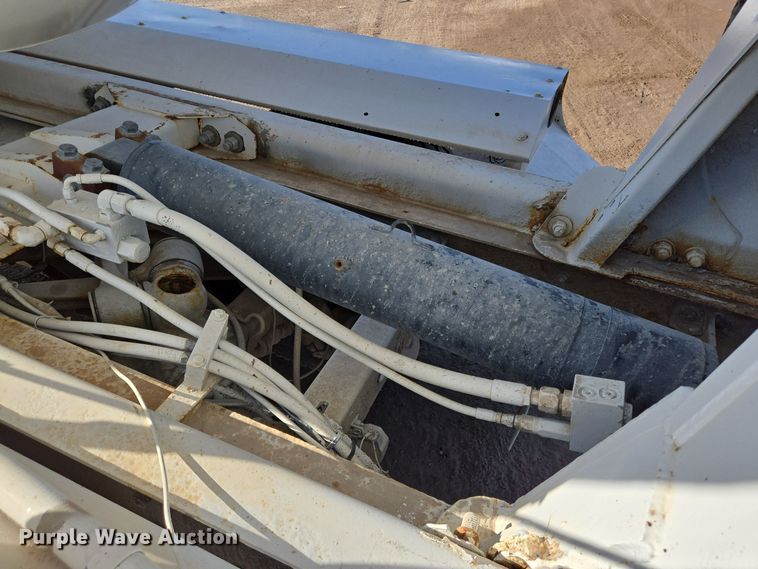 image for item DO2507 2006 Kenworth W900 ready mix truck