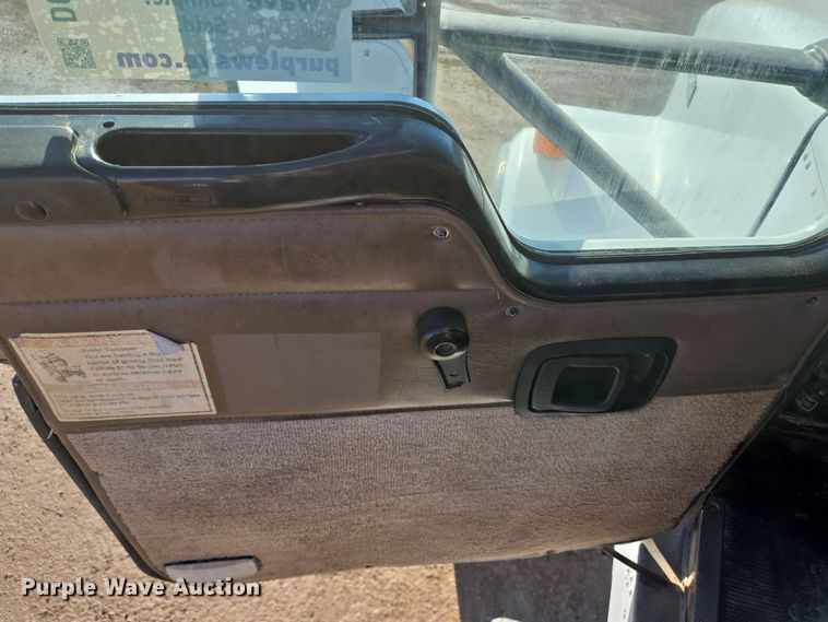 image for item DO2507 2006 Kenworth W900 ready mix truck