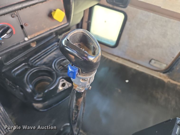 image for item DO2507 2006 Kenworth W900 ready mix truck