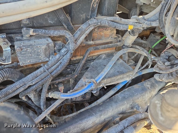 image for item DO2507 2006 Kenworth W900 ready mix truck