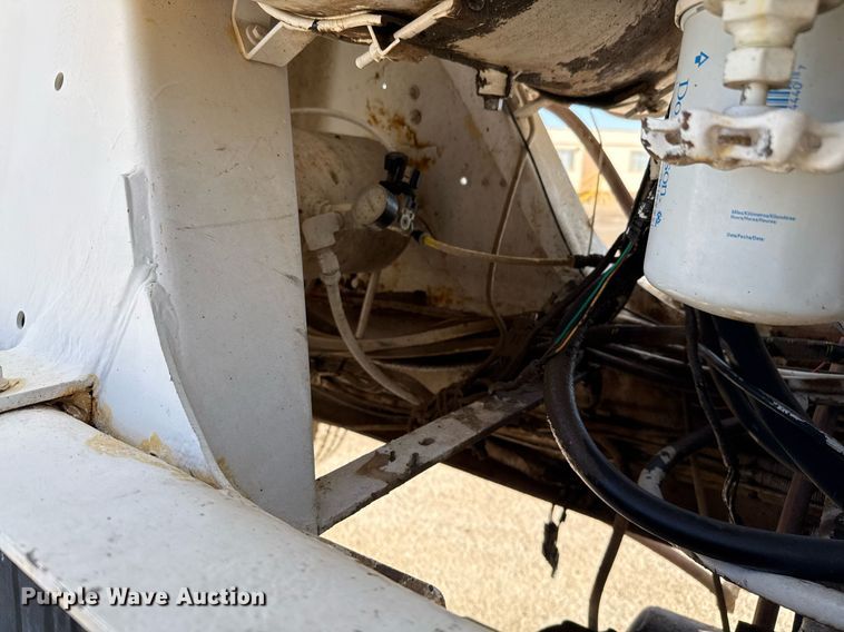 image for item DO2508 2006 Kenworth W900 ready mix truck