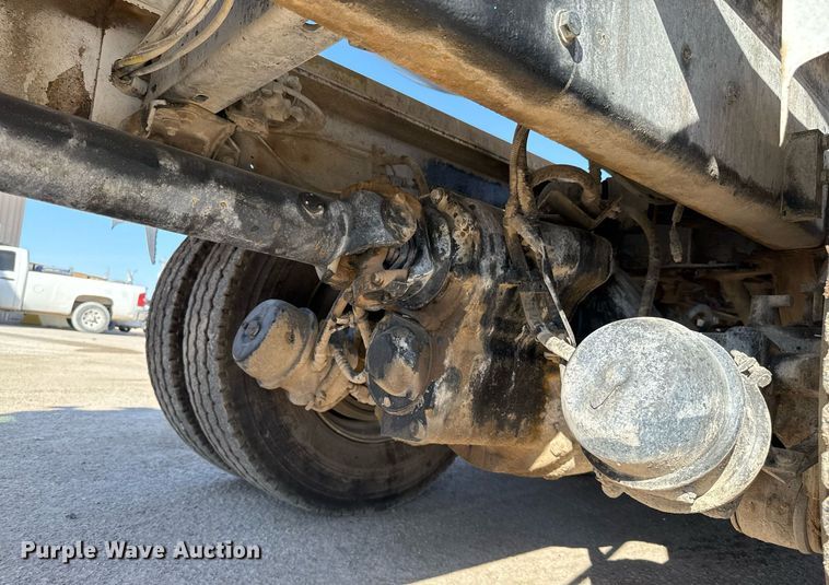 image for item DO2508 2006 Kenworth W900 ready mix truck