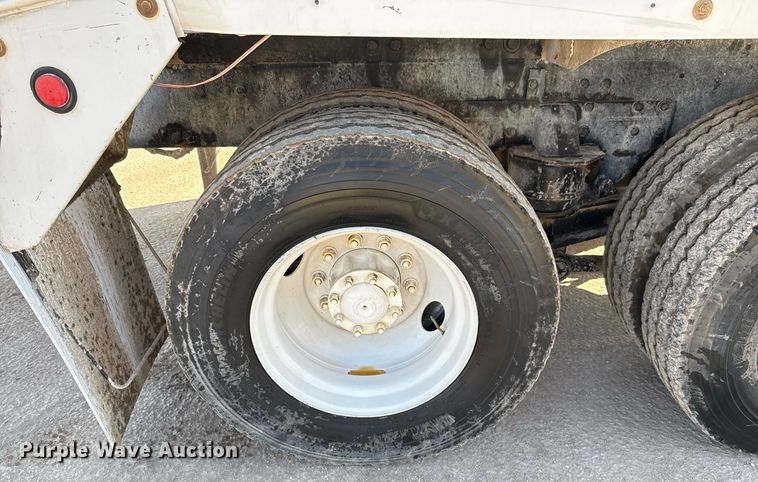 image for item DO2508 2006 Kenworth W900 ready mix truck