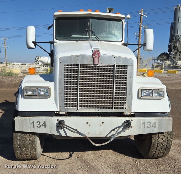 image for item DO2509 2006 Kenworth W900 ready mix truck
